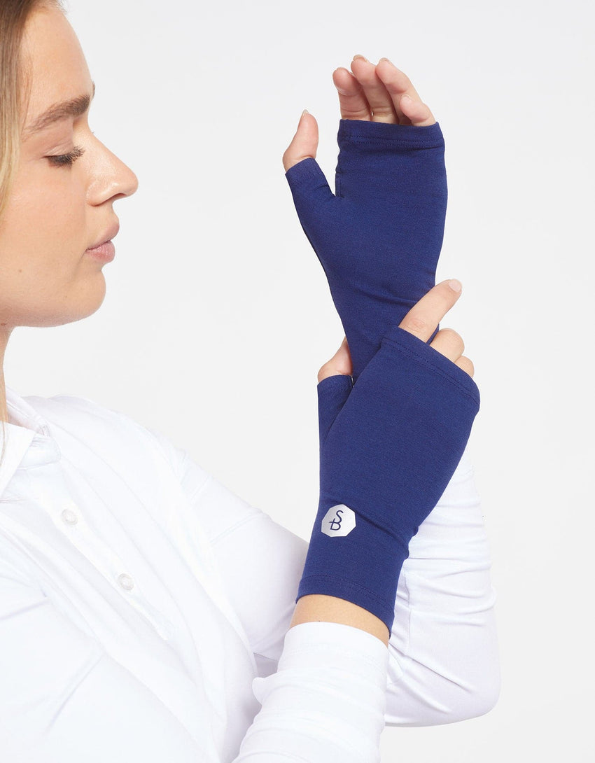 Women's Sun Hand Covers | UPF 50+ Sensitive Collection
